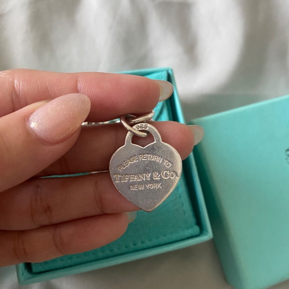 Tiffany and Co heart tag charm bracelet - Silver - Picture 3 of 6